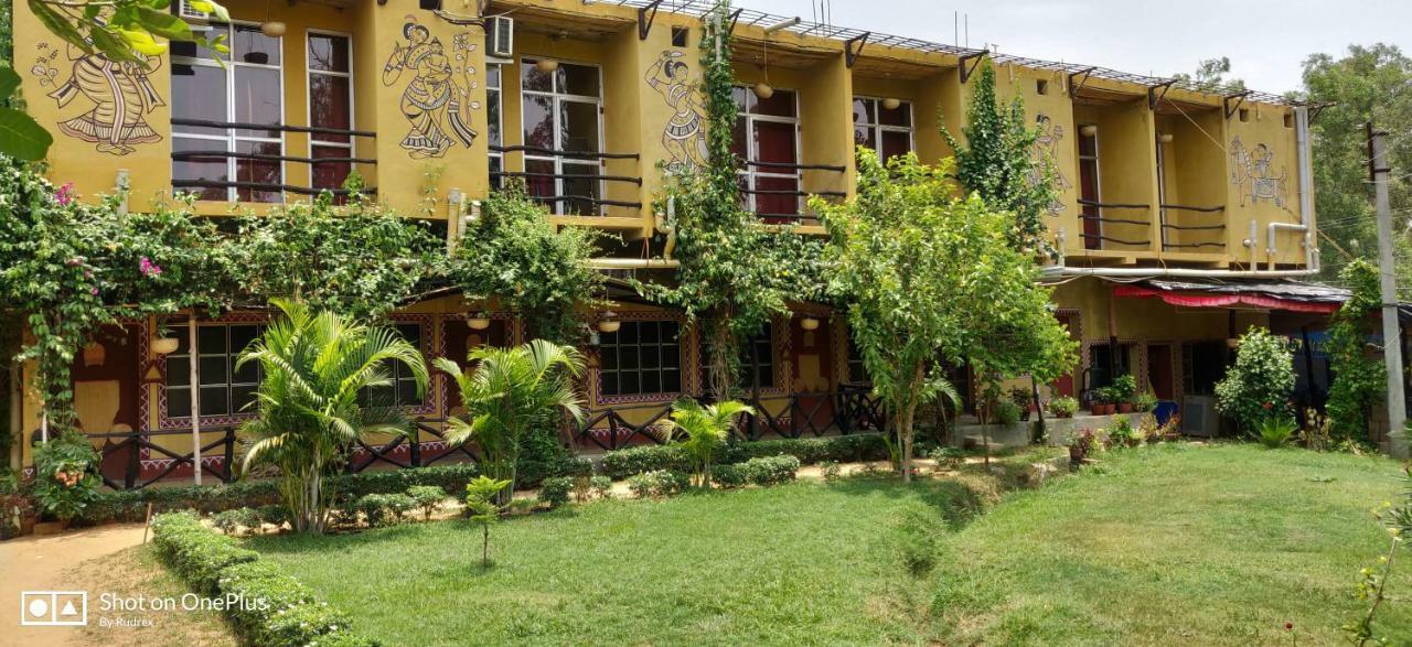 Roshnai Village Resort Bolpur Buitenkant foto